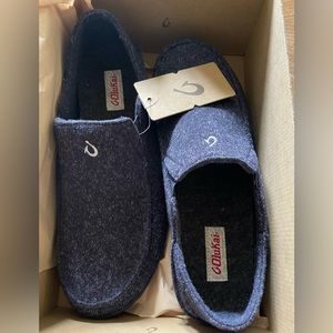 New in box Olukai Moloa Hulu